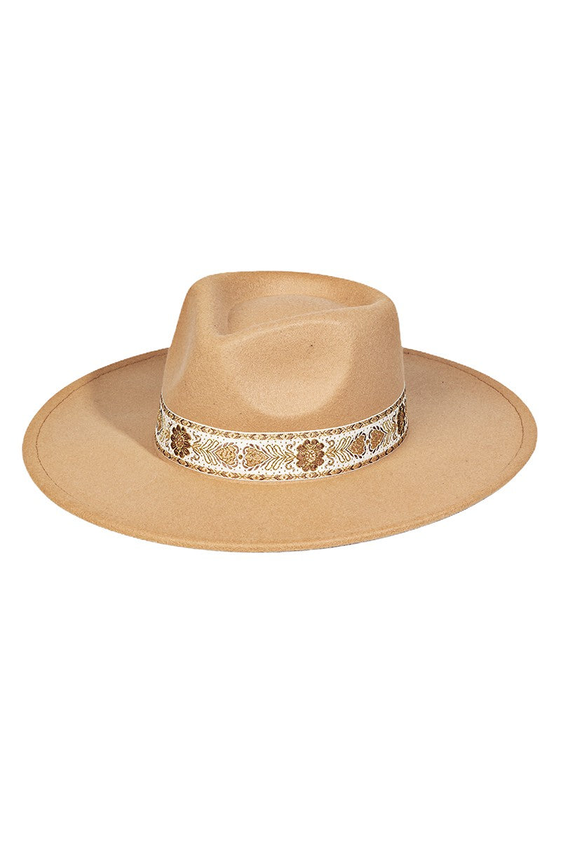 Chic Collection Embroidered Strap Hat