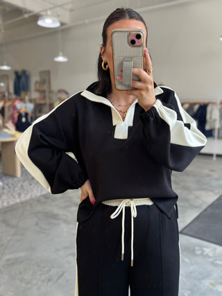 Casual Knockout Collared Top