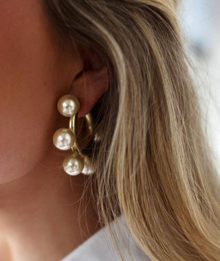 Sheila Fajl Gio Hoops