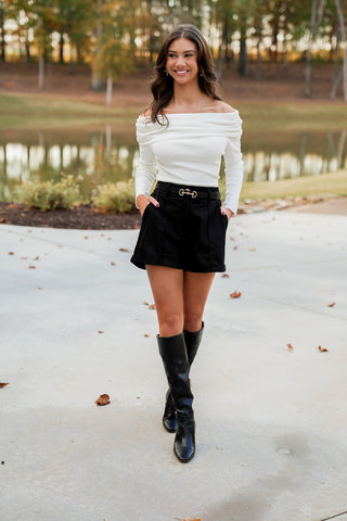 The Perfect Pleated Short