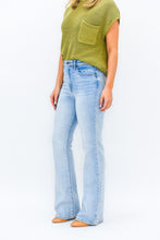 Load image into Gallery viewer, Hidden Happi High Rise Flare Jeans
