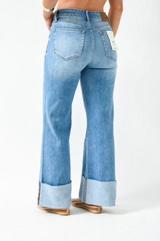 Hidden Happi High Rise Cuffed Jean