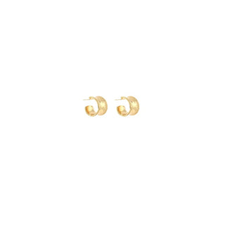 Wide and Curved Hoops