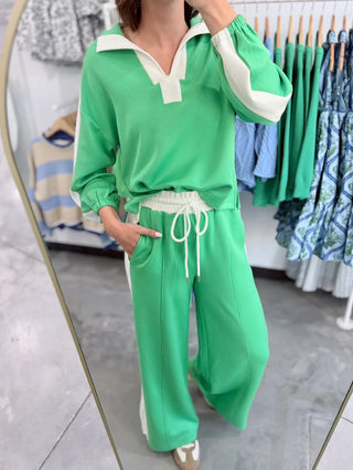 Casual Knockout Collared Top