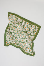 Load image into Gallery viewer, Daisy Love Floral Scarf
