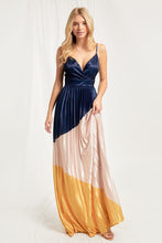 Load image into Gallery viewer, Let The Pleat Drop Maxi Dress
