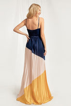 Load image into Gallery viewer, Let The Pleat Drop Maxi Dress

