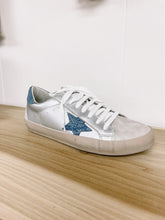 Load image into Gallery viewer, The Perry Star Sneakers
