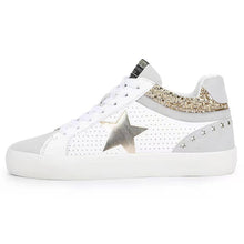 Load image into Gallery viewer, Vintage Havana Bounce 7 Mid-Top Sneakers
