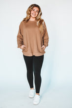 Load image into Gallery viewer, Crew Neck Raglan Pullover
