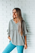 Load image into Gallery viewer, Get Flowy Printed Top
