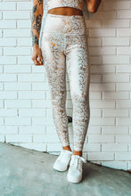 Load image into Gallery viewer, Gold Snake Print Highwaist Leggings
