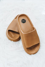 Load image into Gallery viewer, Kona Platform Sandal
