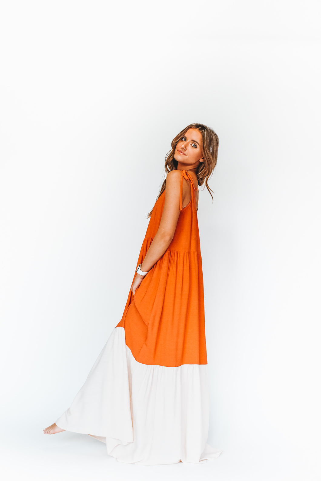 Service With A Style Color Block Maxi Dress