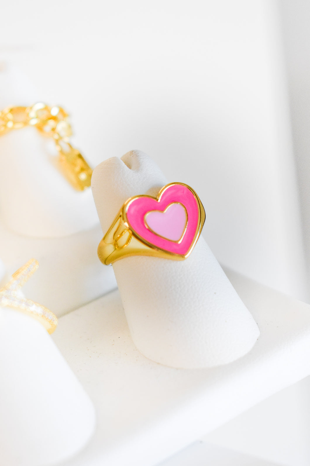 Penny Single Pink Heart Gold Ring