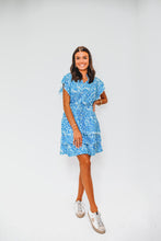 Load image into Gallery viewer, Live And Let Tie Waist Dress
