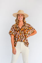 Load image into Gallery viewer, Abstract Animal Fall Tunic Top
