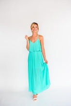 Load image into Gallery viewer, Happy Pleat Maxi Dress
