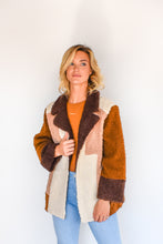 Load image into Gallery viewer, Looking Snow Cute Color Block Sherpa Jacket

