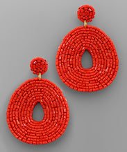 Load image into Gallery viewer, Bead Wide Oval Earrings
