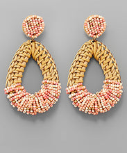 Load image into Gallery viewer, Lattan Teardrop Beads Earrings
