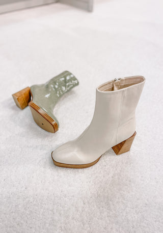 Chinese Laundry Danica Smooth Bootie