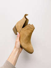 Load image into Gallery viewer, Matisse Caruso Bootie
