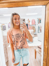 Load image into Gallery viewer, Tiger Face Tee
