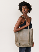 Load image into Gallery viewer, ABLE Lomi Tote
