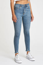 Load image into Gallery viewer, Daze Moneymaker High Rise Denim

