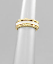 Load image into Gallery viewer, Enamel And Bamboo And Rope Ring Set

