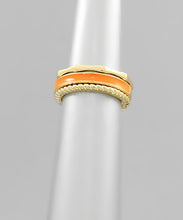 Load image into Gallery viewer, Enamel And Bamboo And Rope Ring Set
