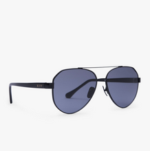 Load image into Gallery viewer, Diff Jessie James Decker Dash II Sunglasses
