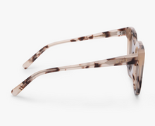 Load image into Gallery viewer, DIFF Gia Sunglasses
