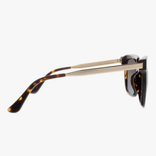 Load image into Gallery viewer, DIFF Bella Polarized Sunglasses
