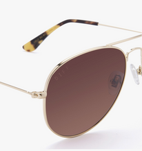 Load image into Gallery viewer, DIFF Cruz Sunglasses
