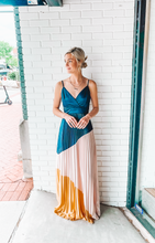 Load image into Gallery viewer, Let The Pleat Drop Maxi Dress
