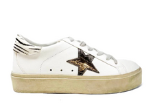 Load image into Gallery viewer, Reba Platform Sneakers
