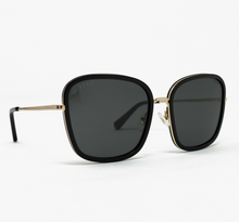 Load image into Gallery viewer, DIFF Genevive Polarized Sunglasses
