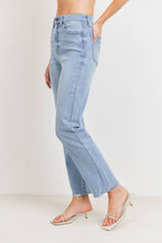Load image into Gallery viewer, Just Black High Rise Clean Straight Leg Jean
