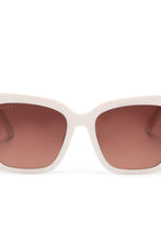 Load image into Gallery viewer, DIFF Lizzy Sunglasses
