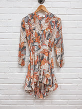 Load image into Gallery viewer, Flower Power Tie Waist Dress
