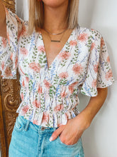 Load image into Gallery viewer, Take It Or Leaf It Floral Print Top
